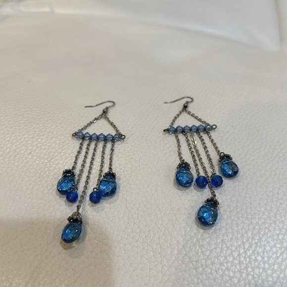 NWOT Blue Crystal Hook Earrings - Picture 5 of 5
